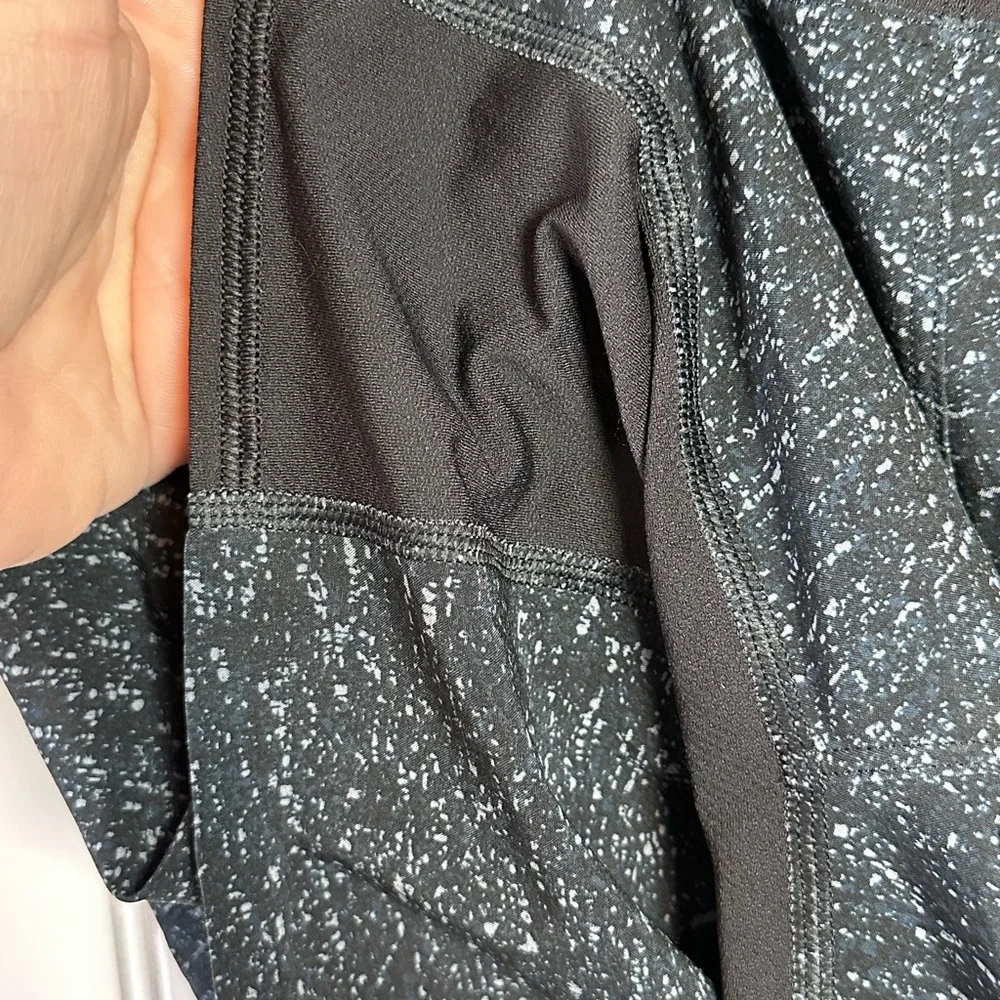 Lululemon Men's Surge Short 7' Inseam Linerless Black/Grey Size‎ S Athletic Run
